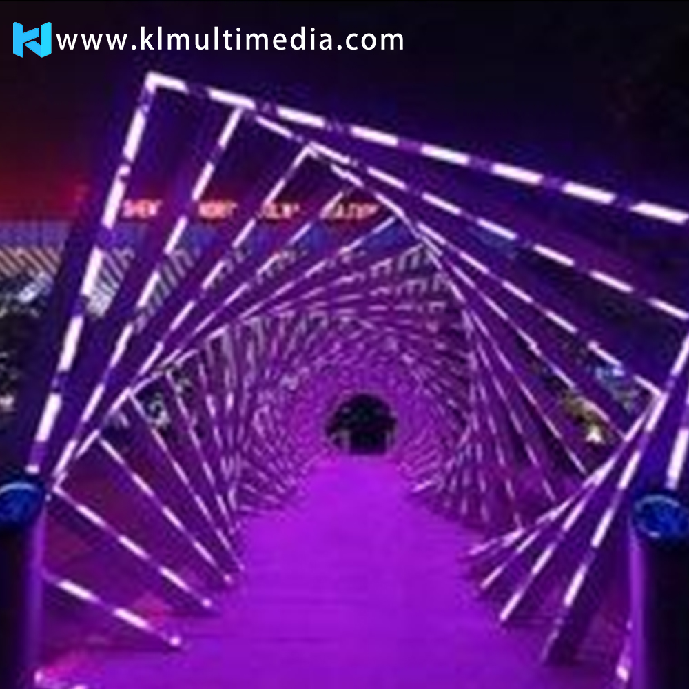 Outdoor decorative lights