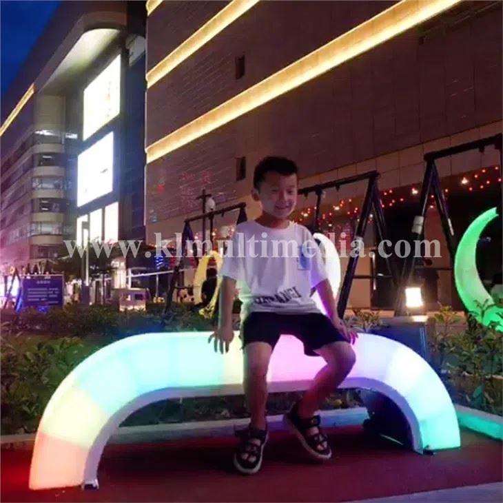 Glow Bench