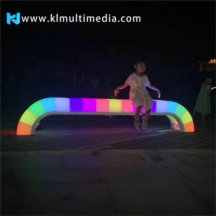 Glow Bench